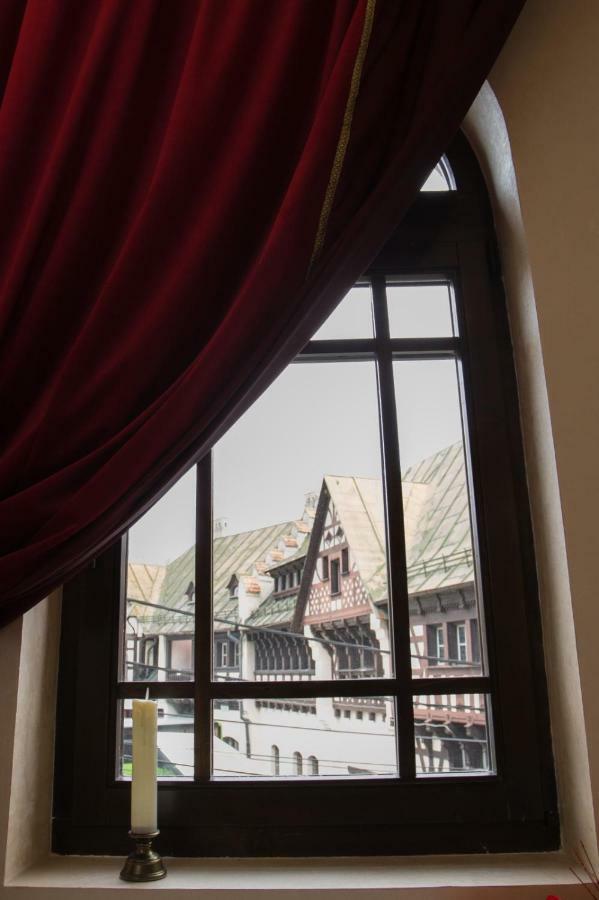 Hotel Boutique Vila Lakastel Sinaia Buitenkant foto